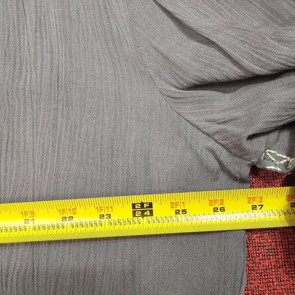 Sundance Embroidered Open Front Kimono Cardigan M Gray Cream Flowy Crinkle Boho - Picture 7 of 9